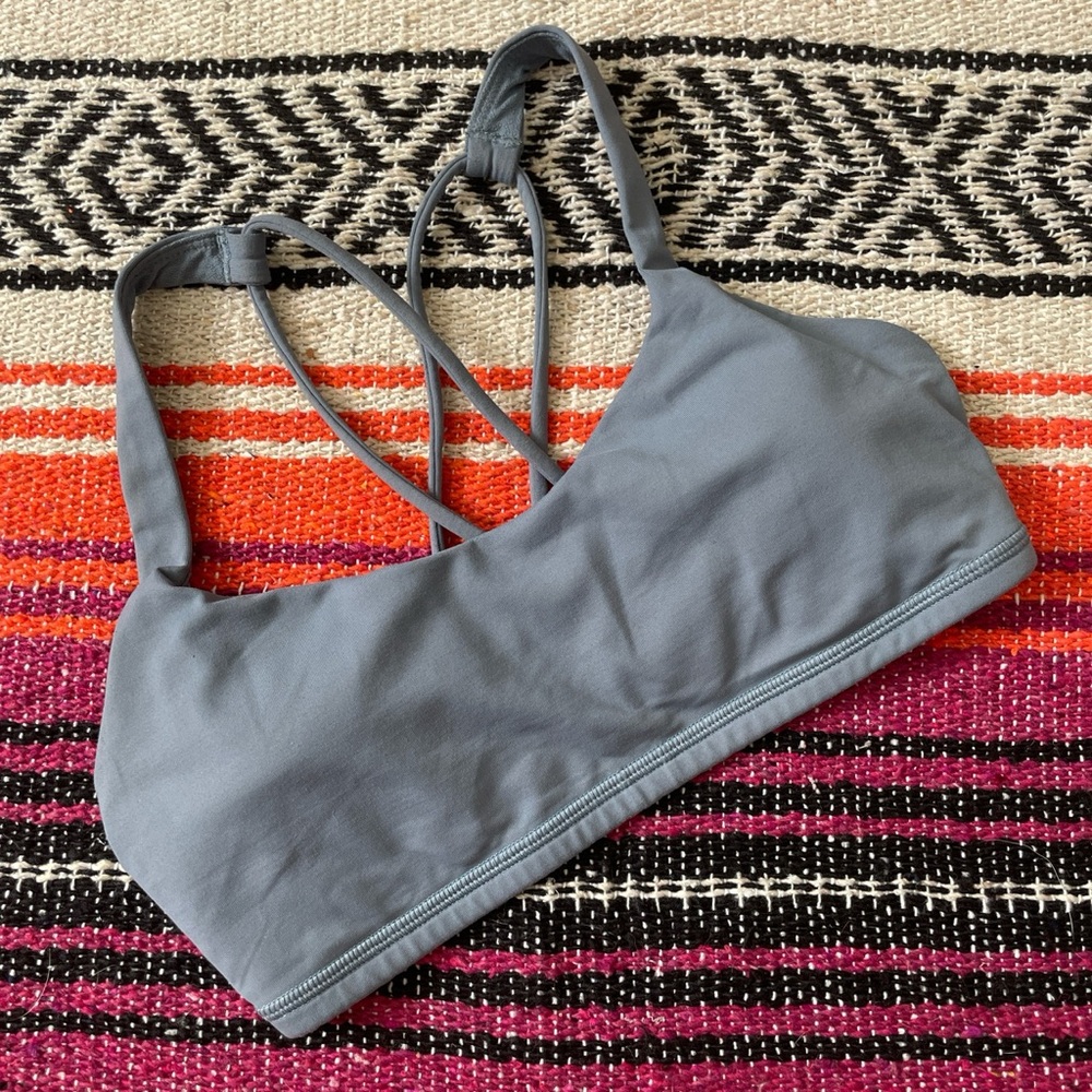 Lululenon Sports Bra Size 4